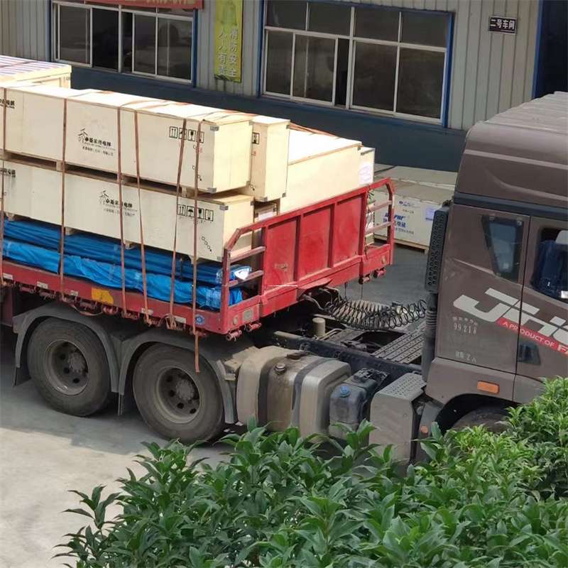 河南开封尉氏县至新疆阿勒泰福海县物流专线，一站式服务，让您的货物畅行无忧